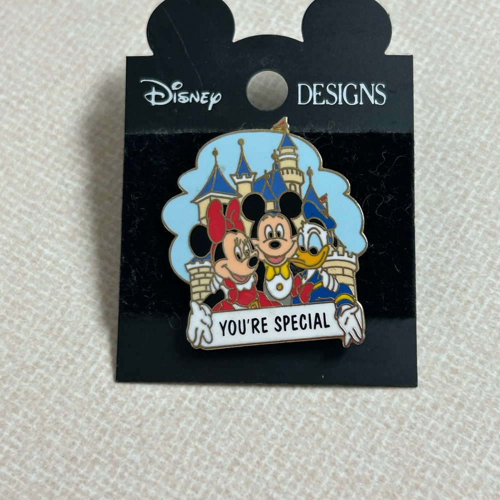 Disney Mickey and Friends Castle Pin - Red, Blue, Black